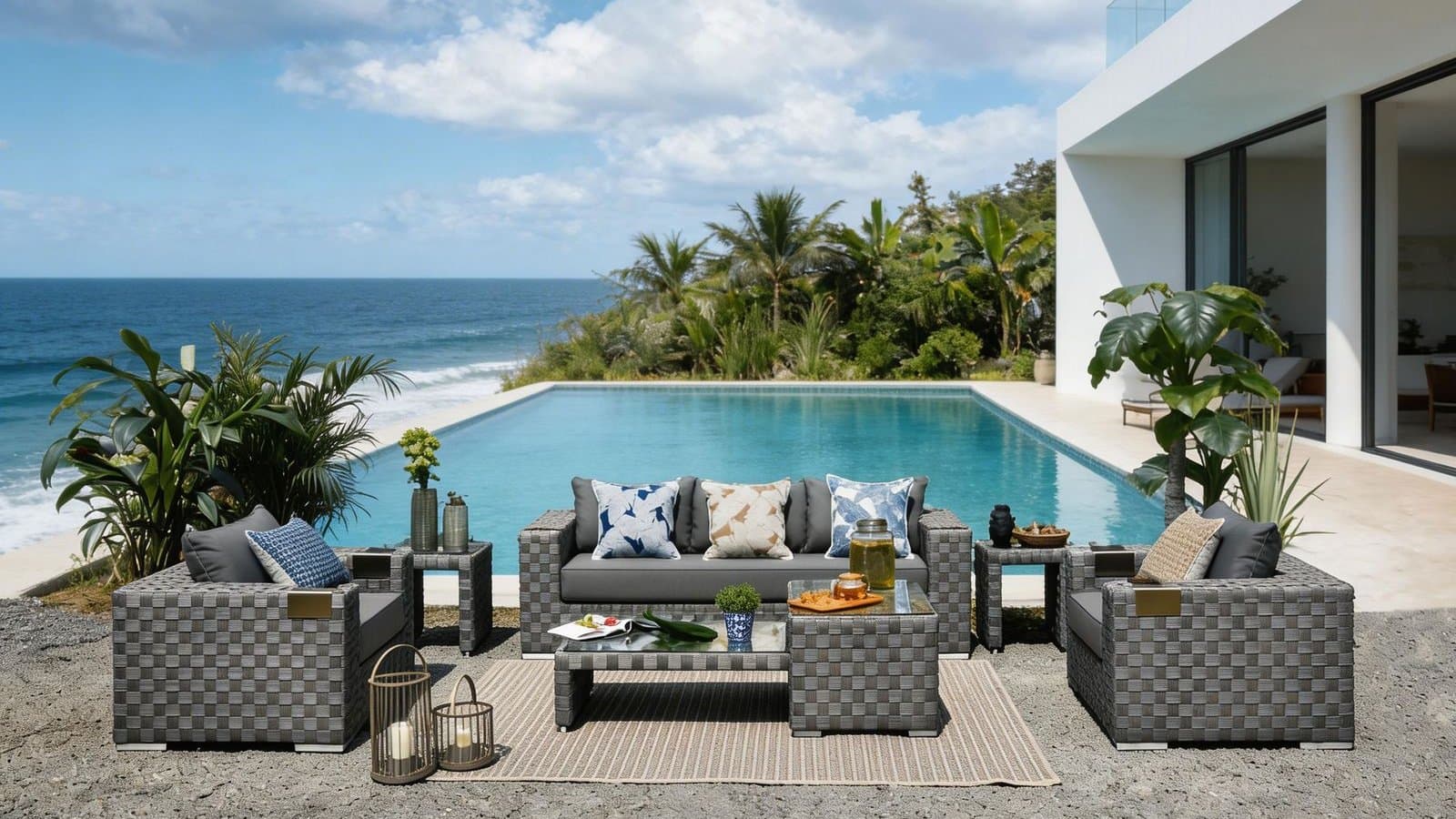 Tatta III Sofa Set